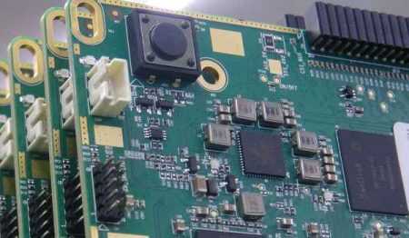 The difference between the two methods of soldering components to a pcb in surface mount technology chip processing
